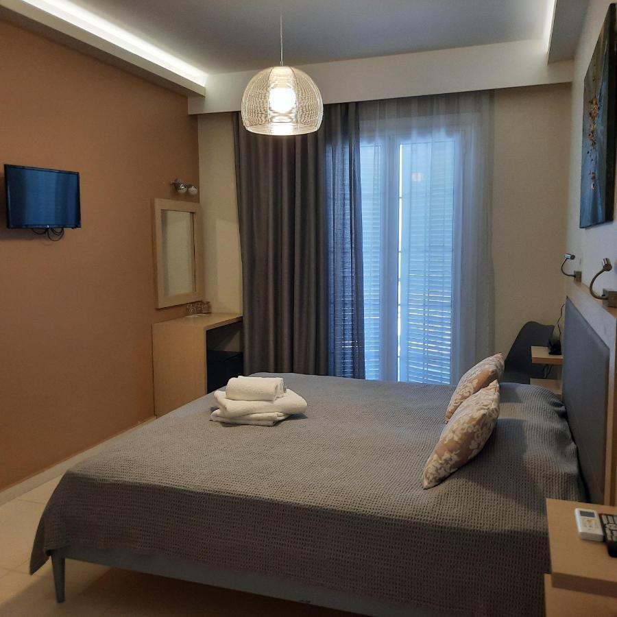 Angelo Cafe Hotel تولو المظهر الخارجي الصورة
