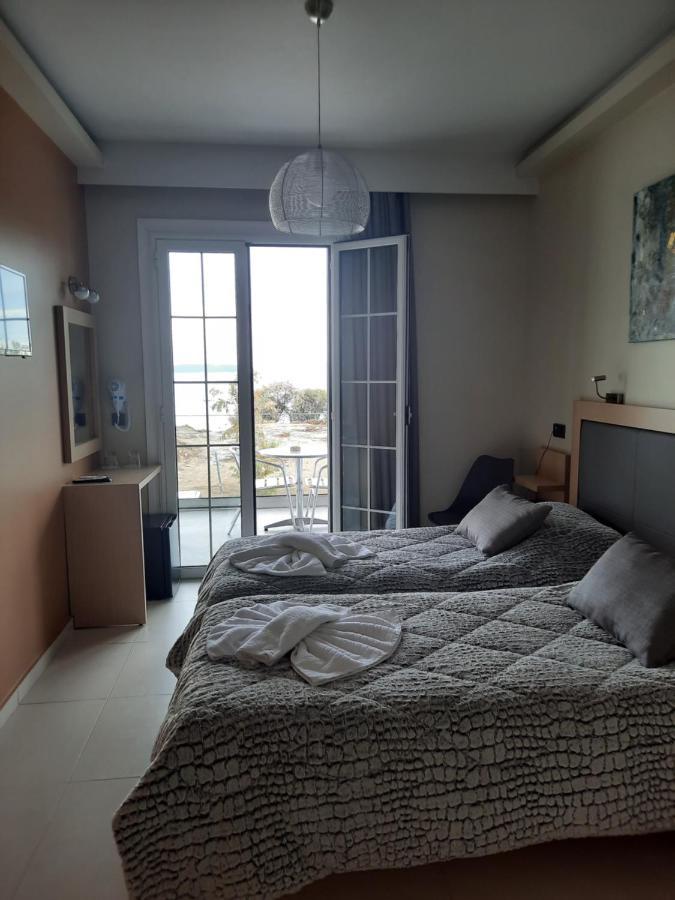 Angelo Cafe Hotel تولو المظهر الخارجي الصورة